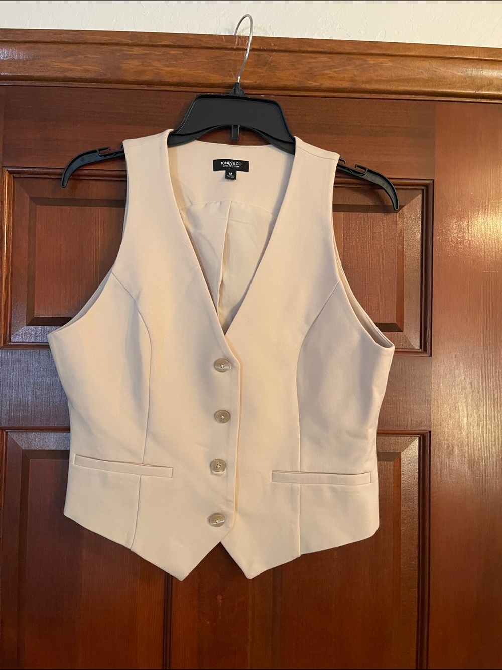 Jones New York Women's Beige-Cream Tailored structured 4 button Vest M